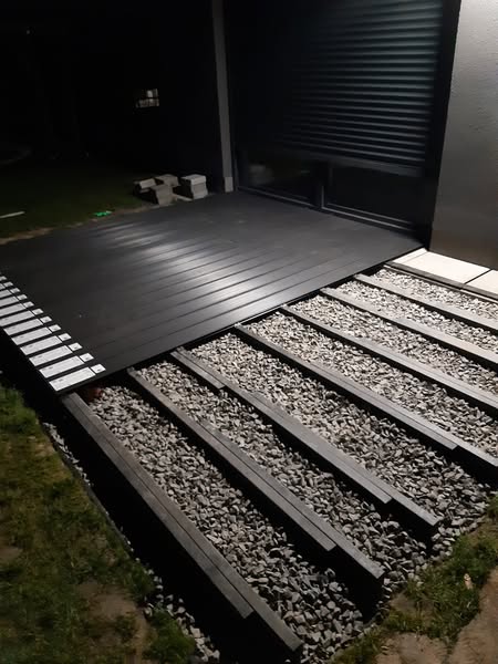 legary kompozytowe pod taras z kompozytu